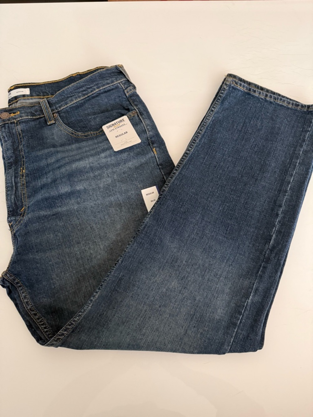 Signature by Levi Strauss Men's Dark Blue Straight Jeans